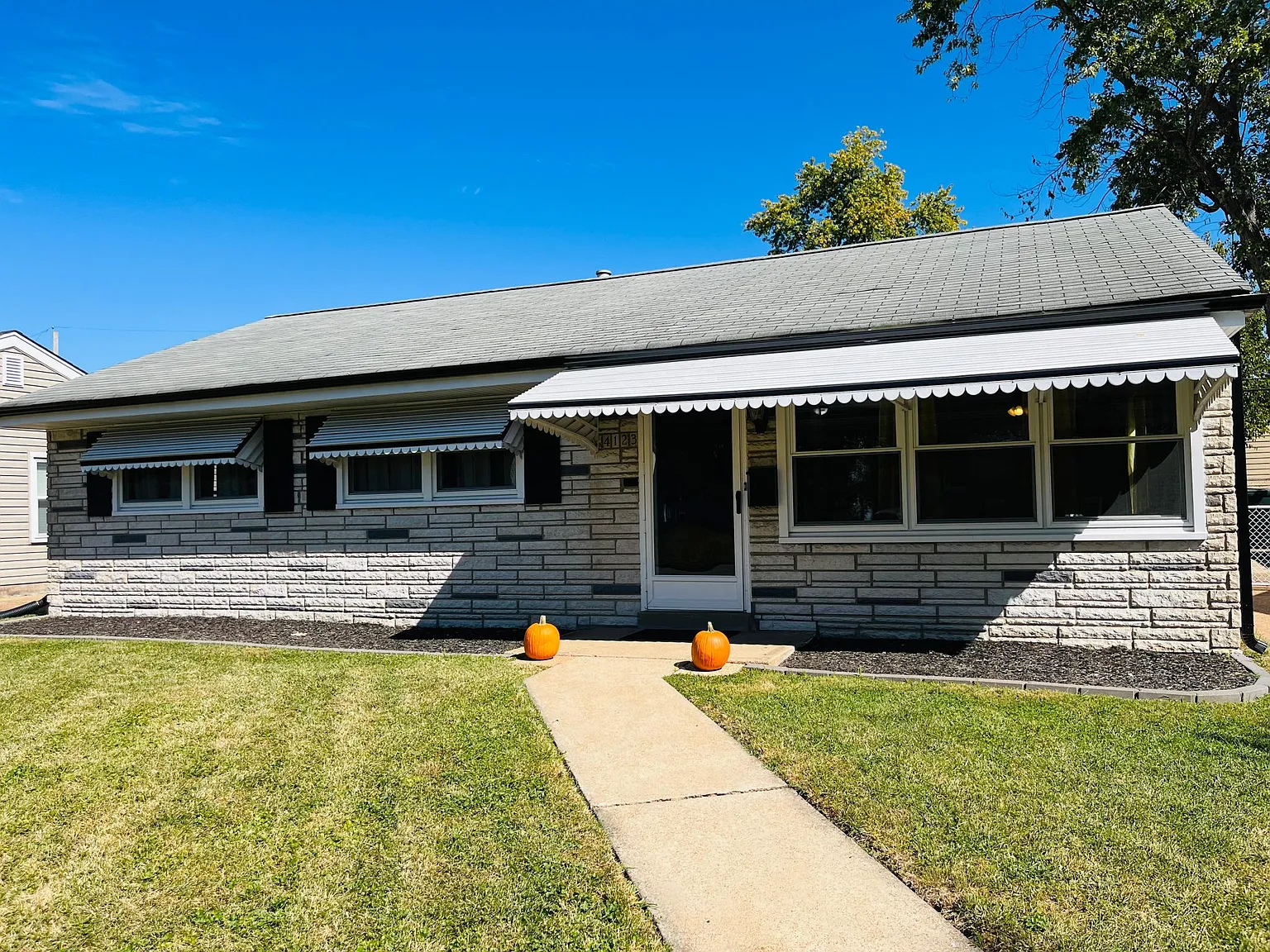 4123 Tesson St photo 1