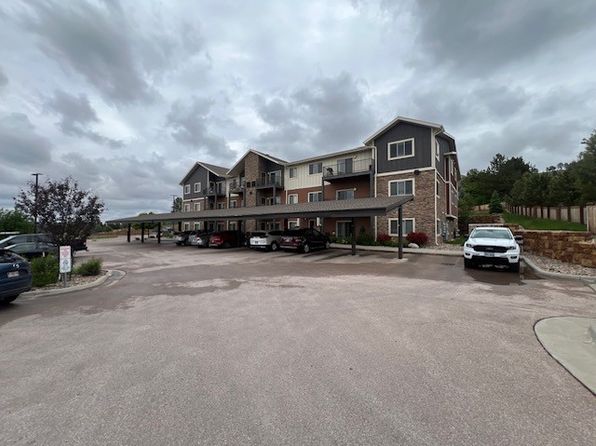 3950 Fairway Hills Dr #107