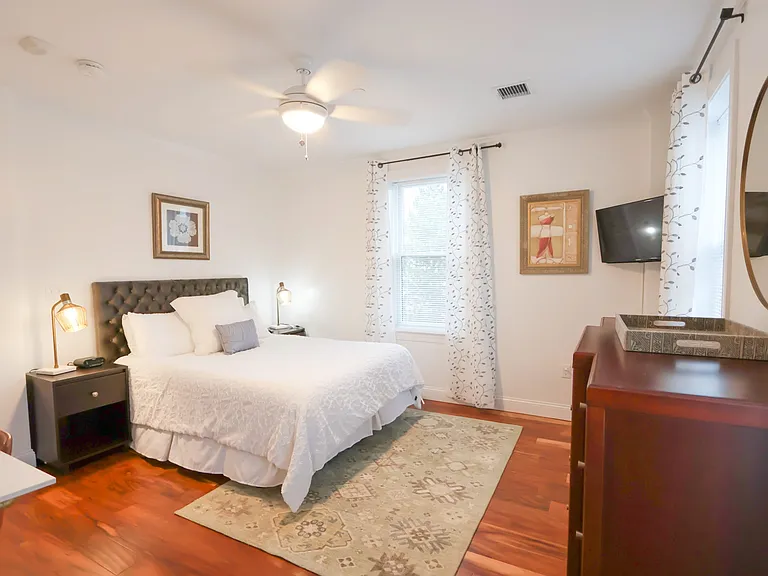 1008 Tremont St #5 — Photo 22