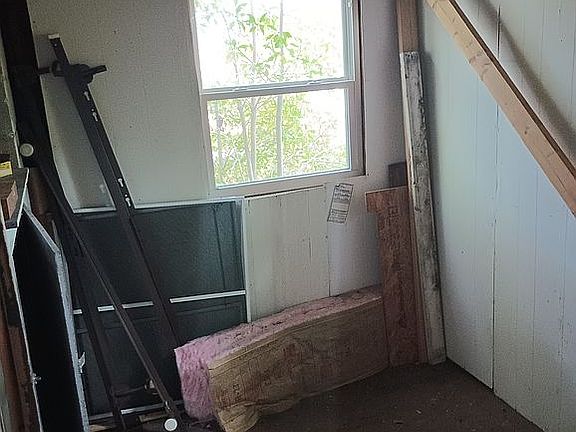 5th image of 2107 River Dr