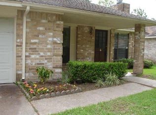 4051 Sherwood St E, Kingwood, TX 77339
