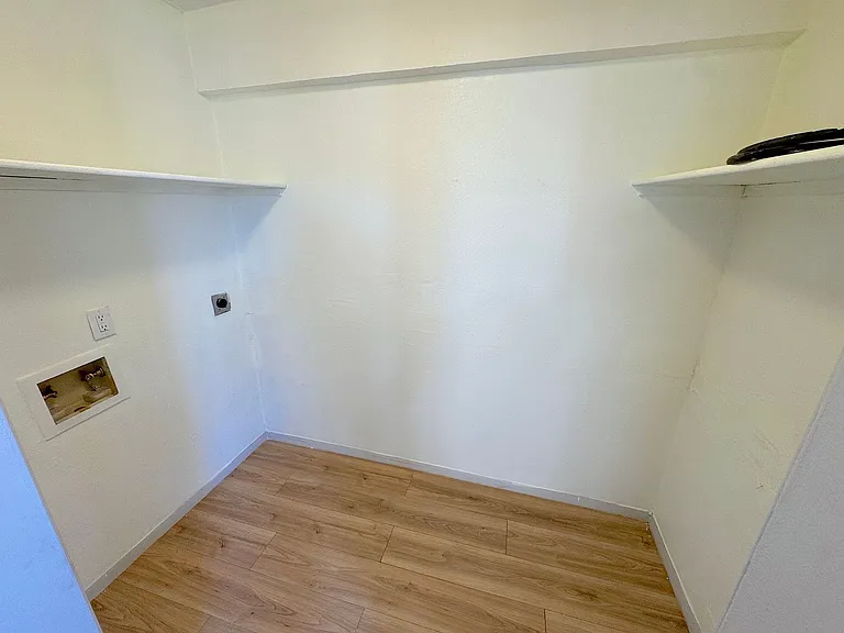 10617 Josie Pl — Photo 17