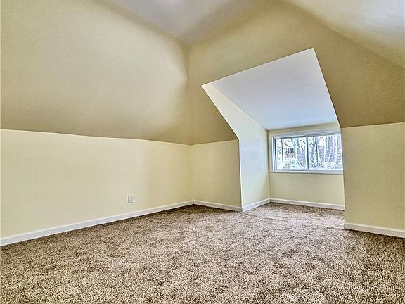 5th image of 486 Leroy Ave