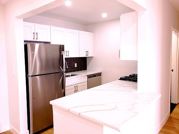5th image of 58-12 Queens Blvd #5H