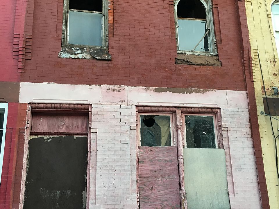 1st image of 2605 N 18th St