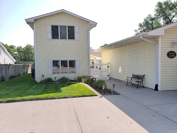 4th image of 980 County Road West S #86