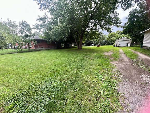 2nd image of 37 Mosher Ave