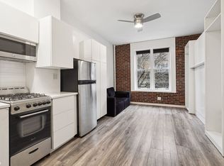 453 W 22nd St APT 2R, New York, NY 10011