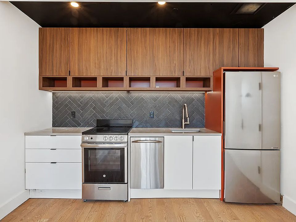 1st image of 824 Lexington Ave #6A