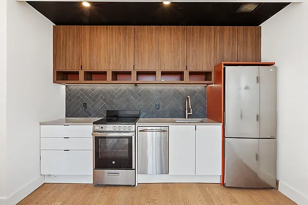 Rented by Twin Group | media 22