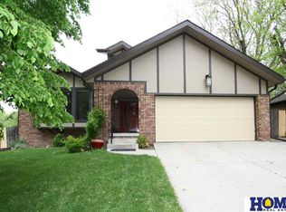 3040 Kipling St, Lincoln, NE 68516