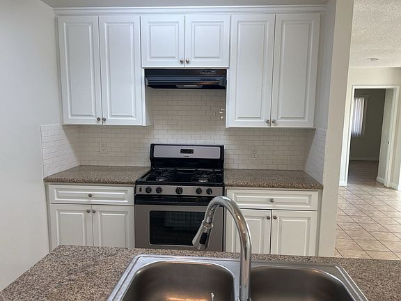 5th image of 15240 Nordhoff St #35609