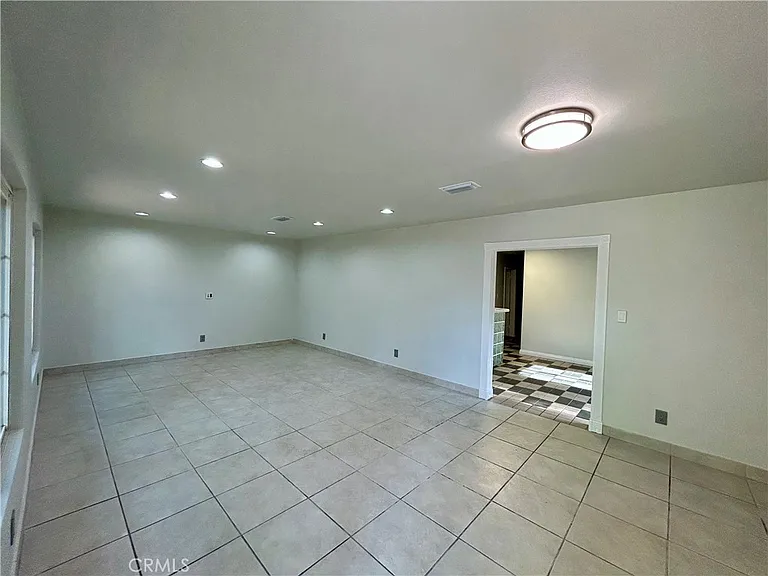 3132 Estado St — Photo 6