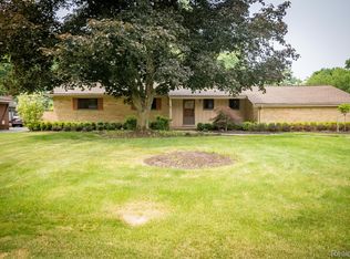 29135 Aranel St, Farmington Hills, MI