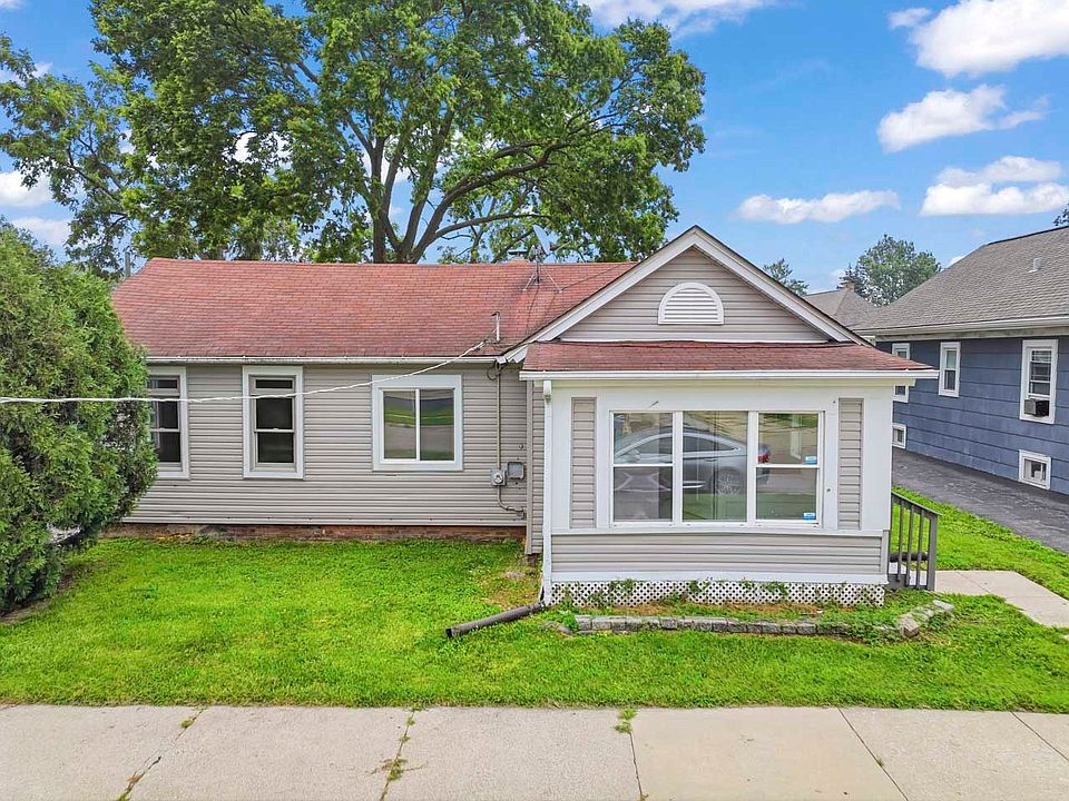 1st image of 523 Batavia Ave