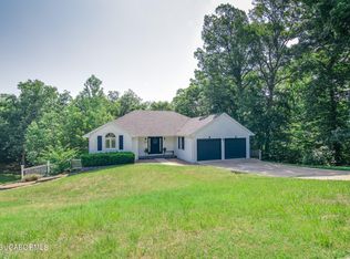 212 Michelle Dr, Jefferson City, MO 65109