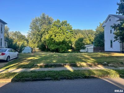 729 S West St, Jacksonville, IL, 62650