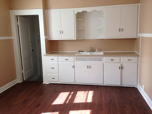 2nd image of 854 N Bosart Ave