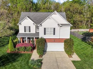 3809 Longmeadow Dr, Mebane, NC 27302