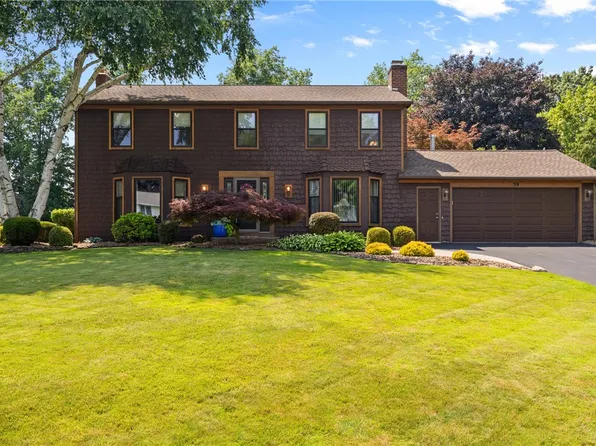 59 Pearson Ln, Rochester, NY 14612