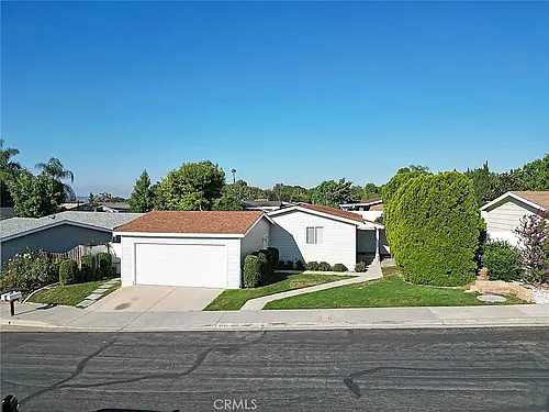 5725 Clearwater Dr Photo 1