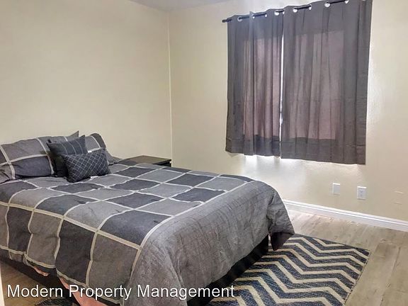 3rd image of 18307 Burbank Blvd Unit 40