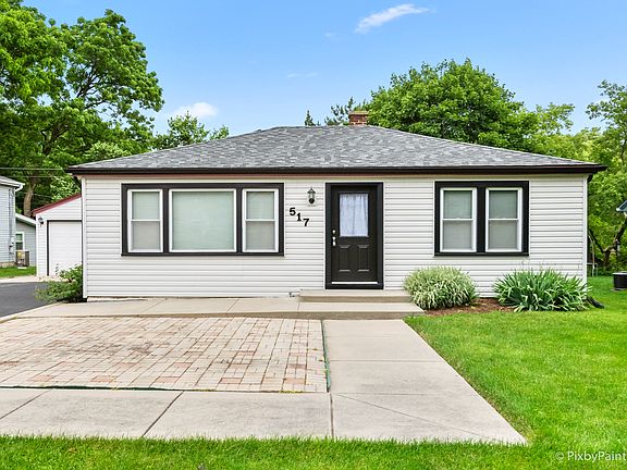 3rd image of 517 Blackhawk Dr