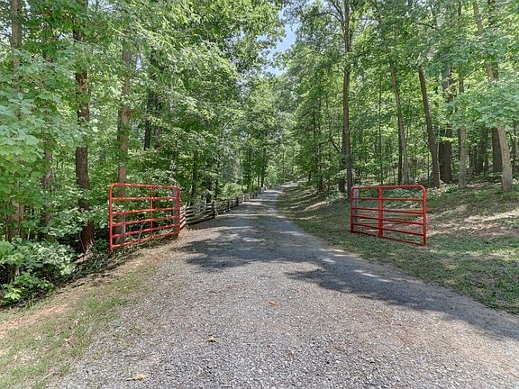 4th image of 695 Fryingpan Ln