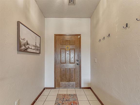 5th image of 2137 NE 13th St