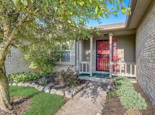 2052 Titleist Ln, Indianapolis, IN 46229