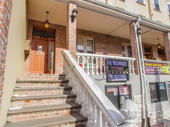 4443 Chestnut St, Philadelphia, PA 19104