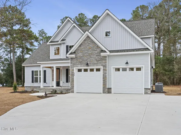 698 White Oak Crossing, Swansboro, NC 28584