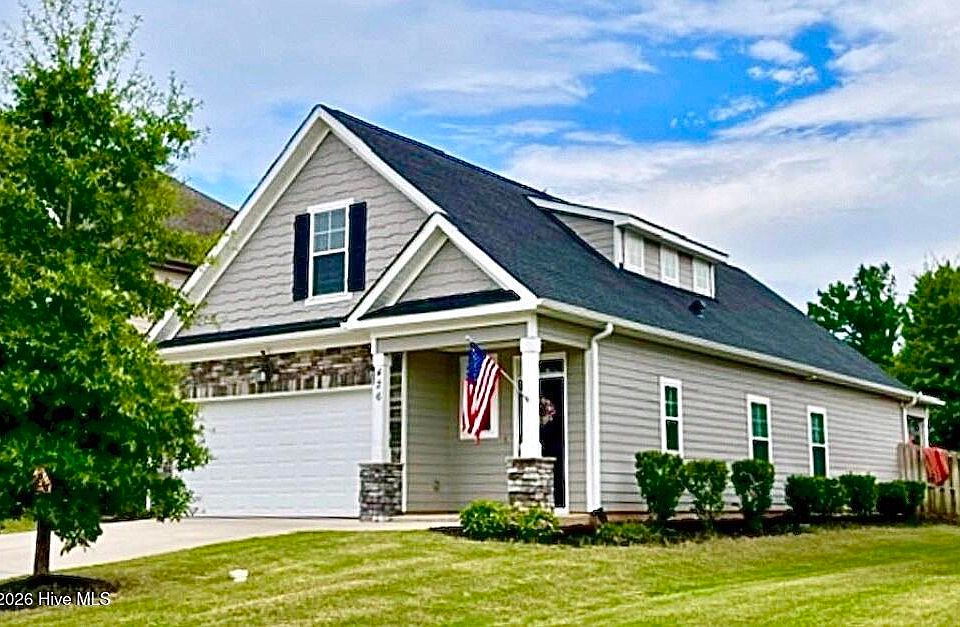 1st image of 426 Longmeadow Drive