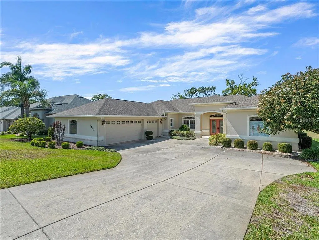 4 bed, 3.0 bath, 2463 sqft, $2,500 — Photo 4