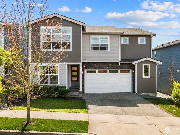 8218 37th Place NE, Marysville, WA 98270