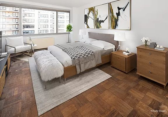 4th image of 315 W 70th St APT 7A