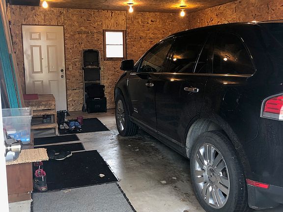 Attached Single Stall