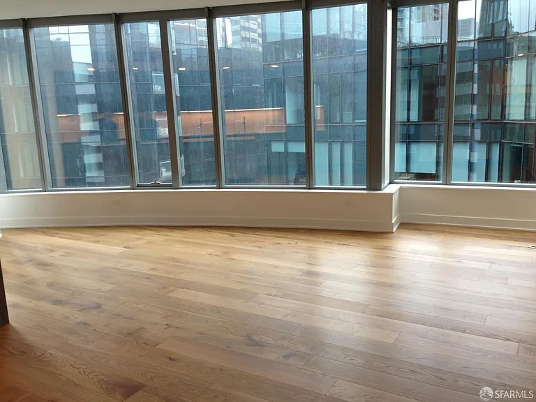 338 Main St #7G — Photo 2