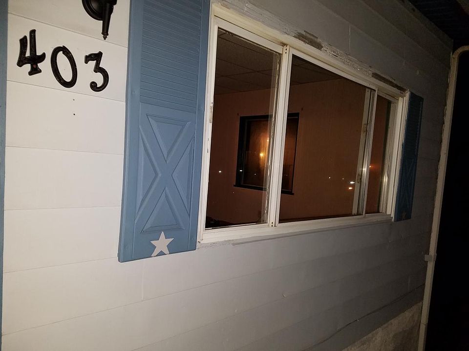 1st image of 403 Saint Clair Ave