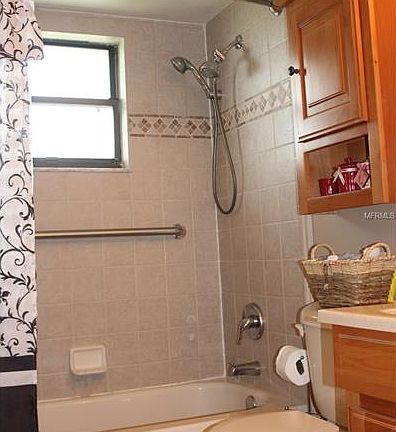 3rd image of 529 Carlsbad Dr