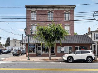 56 W Somerset St APT 1, Raritan, NJ 08869