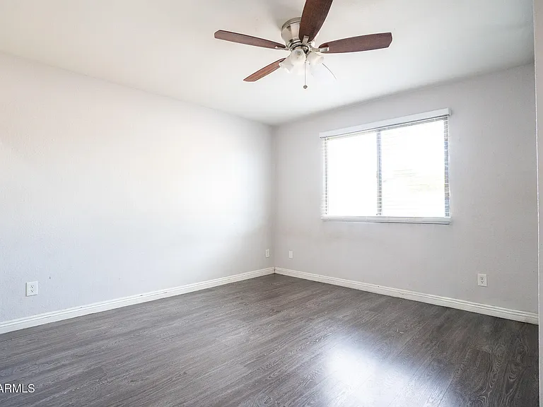 3844 W Lupine Ave — Photo 11