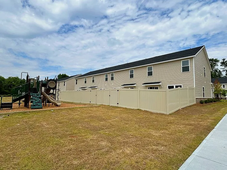 103 Pearson Ln — Photo 37