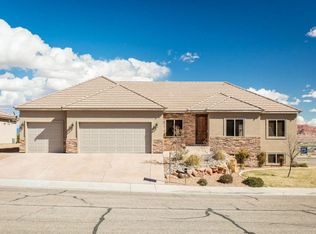 895 S Five Sisters Dr, St George, UT 84790