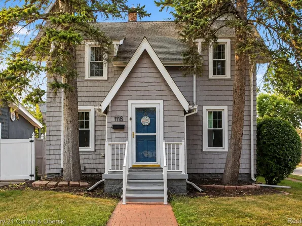 1118 Oxford Rd, Berkley, MI 48072