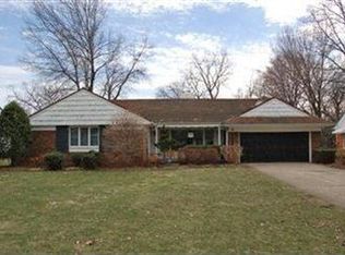 3136 Eastwick Dr, Cleveland Heights, OH