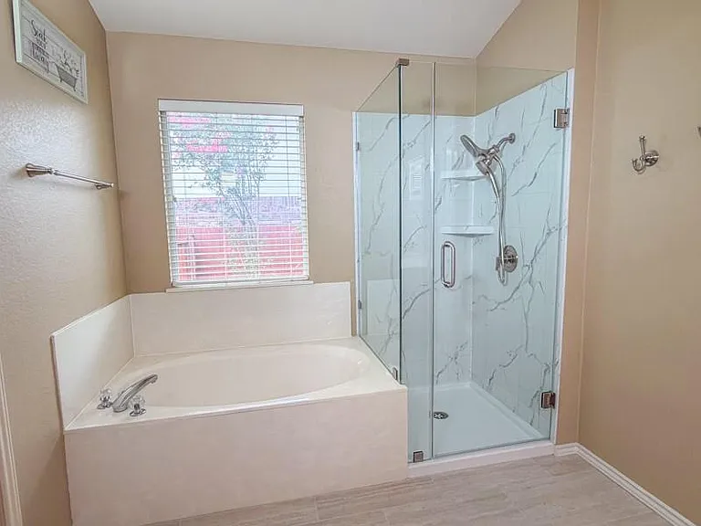 3230 Arroyo Bluff Ln — Photo 8