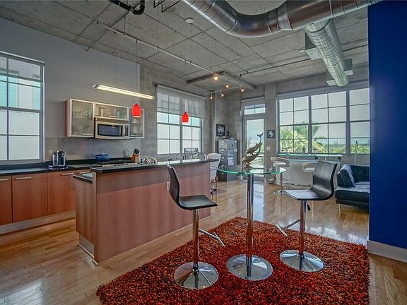 5th image of 411 NW 1st Avenue #406