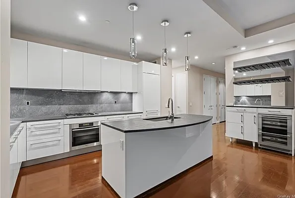 Sold by Owner | media 8