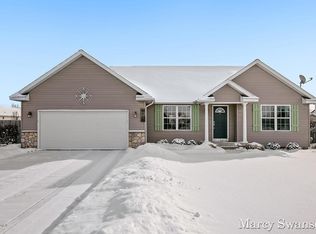 6850 Cornerstone Dr SE, Caledonia, MI 49316